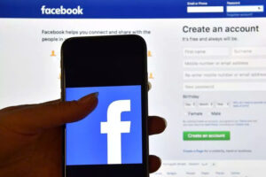 Tác hại khi Facebook bị khoá két sắt tím 956.