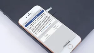 Dấu hiệu khi Facebook bị khoá do vi phạm bản quyền.