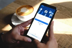 Nguyên nhân khiến Facebook bị khoá do vi phạm bản quyền.